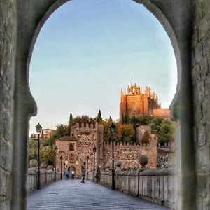 https://vega-del-tajo-con-parking-gratis.besthotelstoledo.com