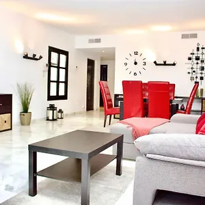 https://second-line-puerto-banus-top-floor.es-andalucia.com